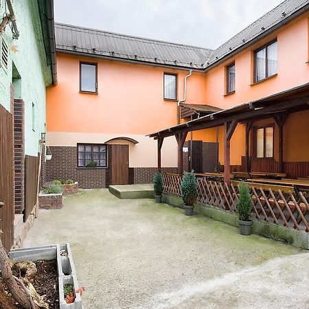 Penzion Ostrava-Levne Ubytovani Ngoại thất bức ảnh