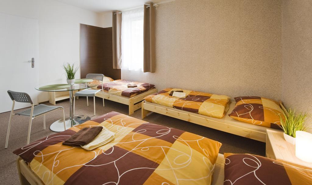 Penzion Ostrava-Levne Ubytovani Ngoại thất bức ảnh