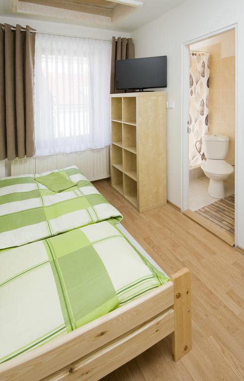 Penzion Ostrava-Levne Ubytovani Ngoại thất bức ảnh
